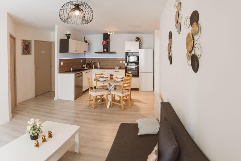 Le Cocon Manceau Apartment Le Mans Ngoại thất bức ảnh